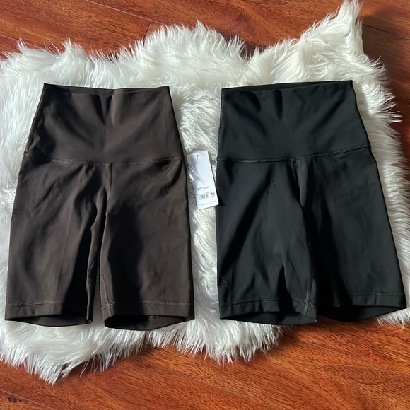 2PK Yogalicious Lux short - Picture 1 of 5